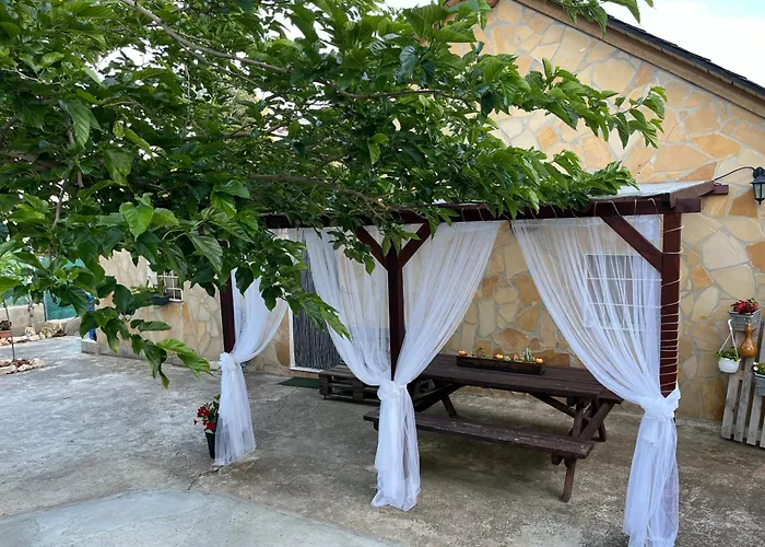 Casita Rural Con Piscina